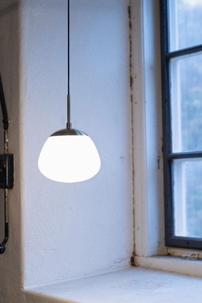 Szklana lampa wisząca Rise 108548 Markslojd klasyczna biała złota