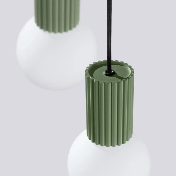 Jadalniana lampa wisząca HALO SL.1725 ryflowana kule białe oliwkowe