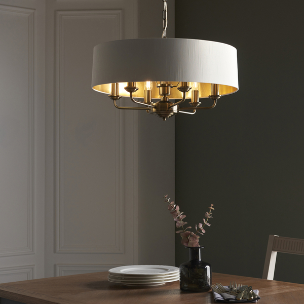 Lampa wisząca Highclere 98933 Endon na łańcuchu biała mosiądz