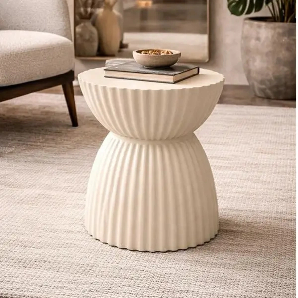 Beżowy stolik kawowy TURNO MM001501100322 z tworzywa do sypialni 36cm