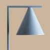 Nowoczesna lampa podłogowa Form Floor 1108A16 Aldex do sypialni niebieska