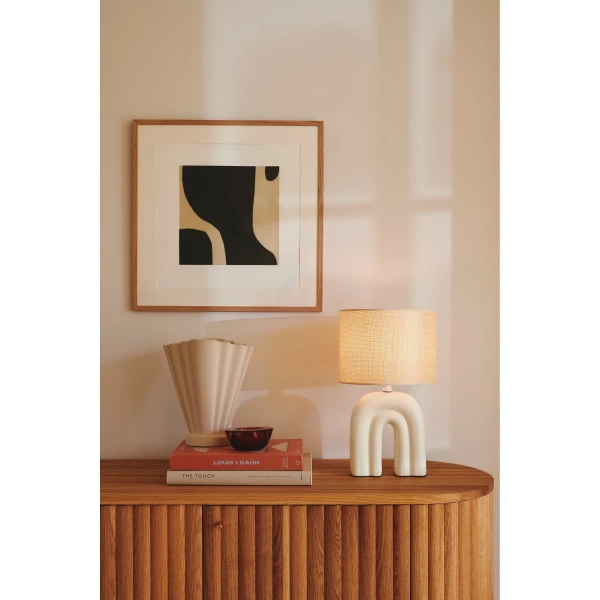 Abażurowa lampka stołowa Haze 2412705009 na komodę beżowy