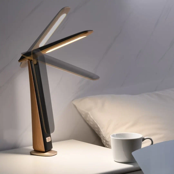 Gabinetowa lampa biurkowa Top ML2247 LED 4W 3000-5500K ściemnialna czarna