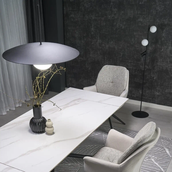 Jadalniana lampa zwisająca Slate 10637 mleczna kula czarny