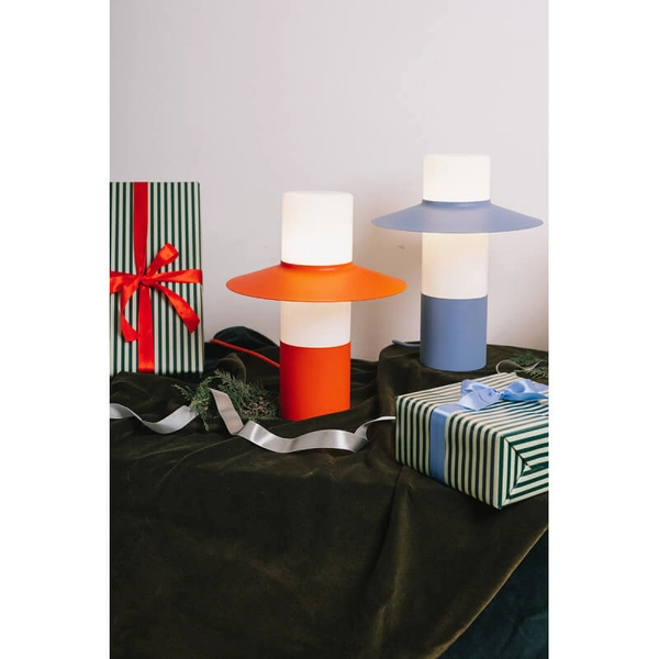 Stołowa lampka na komodę Caponio CPS111P1 z wtyczką biała