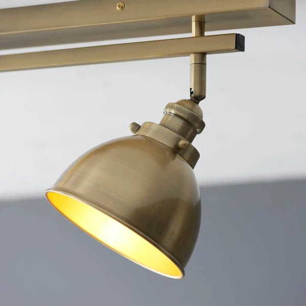 Potrójna lampa sufitowa Wyatt 96801 metalowa regulowana mosiądz