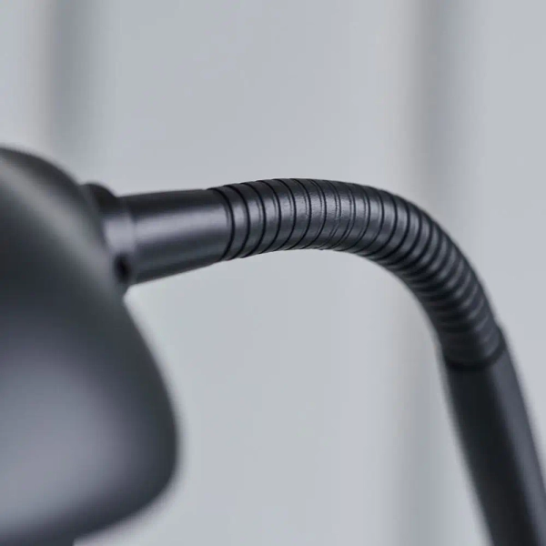 Podłogowa lampa do salonu Rome 107738 regulowana czarna