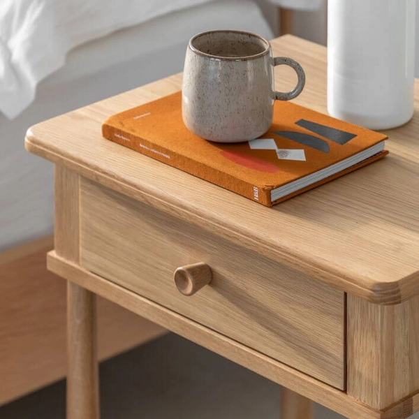 Szafka drewniana Wycombe 5055999205627 z szufladą brązowa