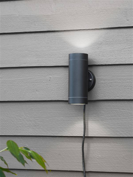 Dwukierunkowa lampa elewacyjna Garden tuba LED 3W 3000K czarna