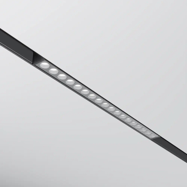 Szynowa lampa do systemu magnetycznego TR031-4-18WTW-DD2-B czarny