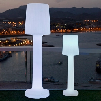 Nowoczesna lampa stojąca Carmen LUMCR165WLNW King Home IP54 na taras biała